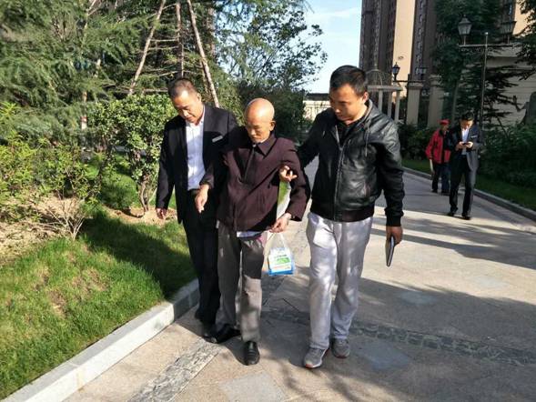 clip_image002.jpg mmexport1506561795306