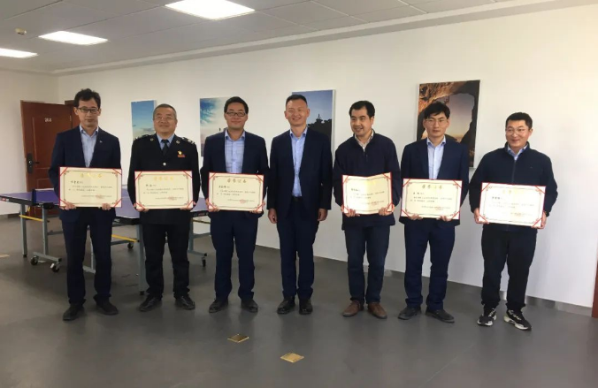 市产投集团团委举办“庆五一、迎五四”球类联谊比赛(图4) 市产投集团团委举办“庆五一、迎五四”球类联谊比赛(图4)