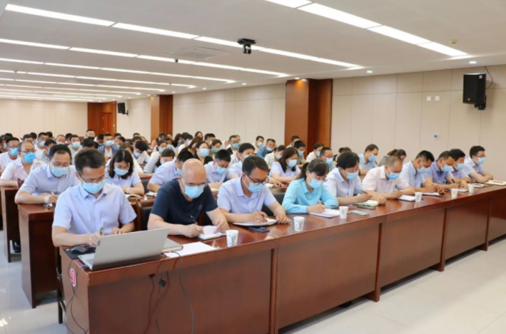 市产投集团召开划转企业甘肃水建公司全体职工会议(图2) 市产投集团召开划转企业甘肃水建公司全体职工会议(图2)